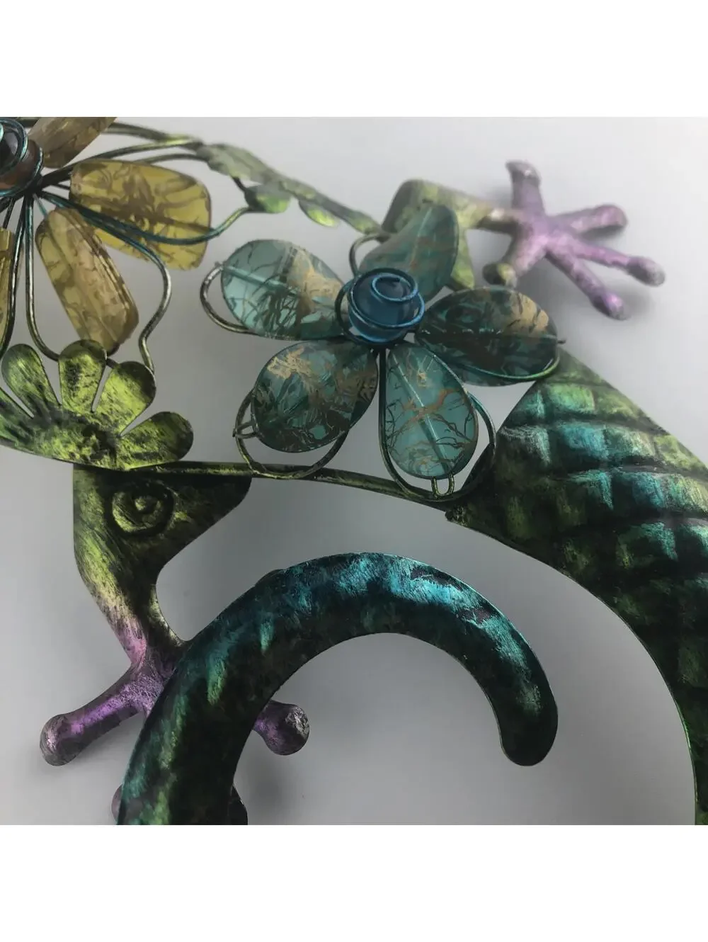 Gecko and flowers Wall Art Large Handmade ~19